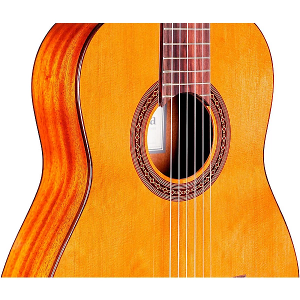 Requinto 580 1 2 Size Acoustic Nylon String Classical Guitar