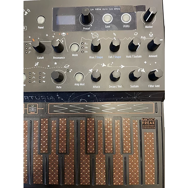 Arturia Used Arturia MicroFreak Hybrid MIDI Controller.gc