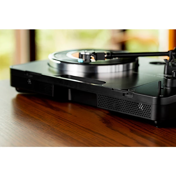 handytraxx tube Portable Record Player with NuTube Black Silver