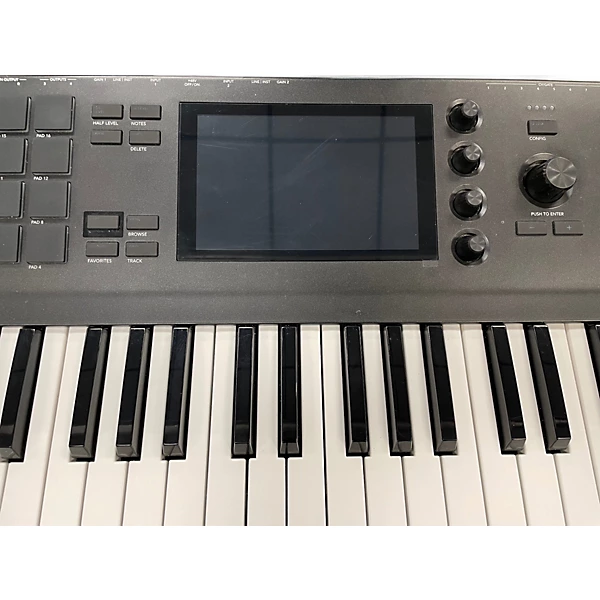Akai Used Akai MPC Key 61 Keyboard Workstation.gc