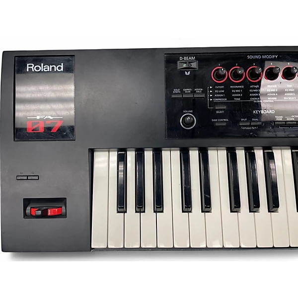 Roland Used Roland FA07 Keyboard Workstation