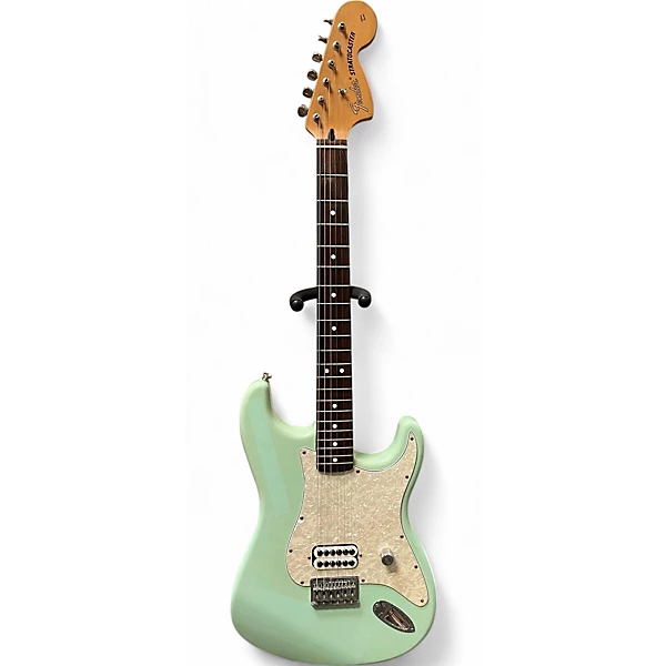 Fender Tom Delonge Signature Stratocaster Solid Body Electric Guitar