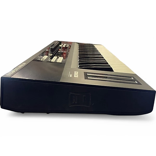 Native Instruments Used Native Instruments Komplete Kontrol S49 MIDI Controller