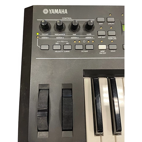 Yamaha Used Yamaha KX25 25 Key MIDI Controller