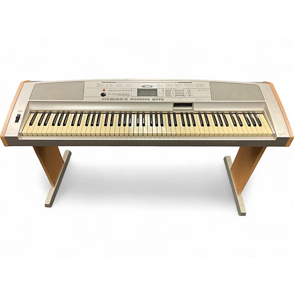 Yamaha Used Yamaha DGX 500 Digital Piano