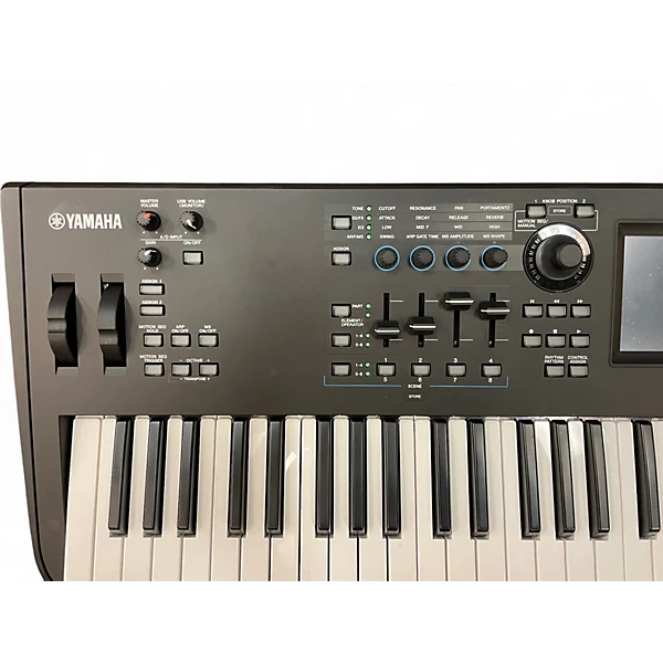 Yamaha Used Yamaha modx7 Keyboard Workstation