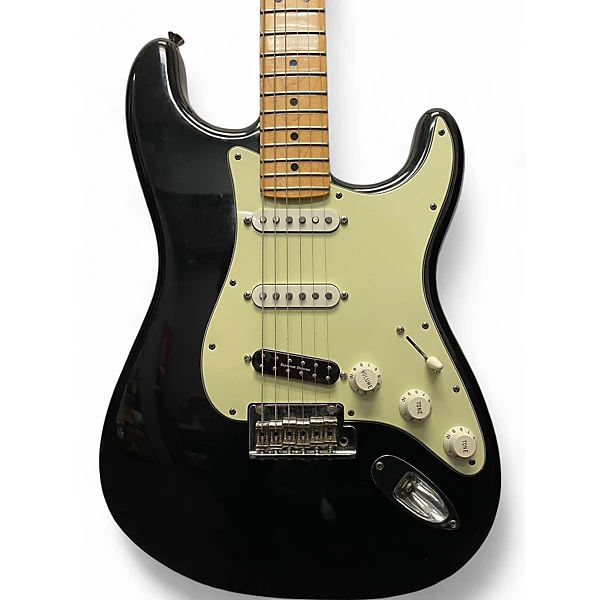 Fender American Stratocaster Solid Body Electric Guitar.gc