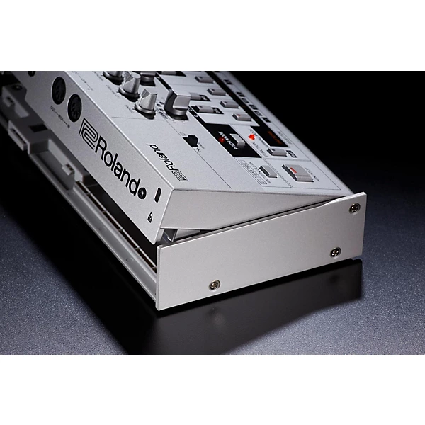 TB 03 Boutique Bass Line