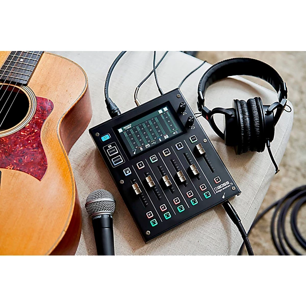 BOSS Gigcaster 5 Streaming Mixer Level 1 M02742004000000.gc