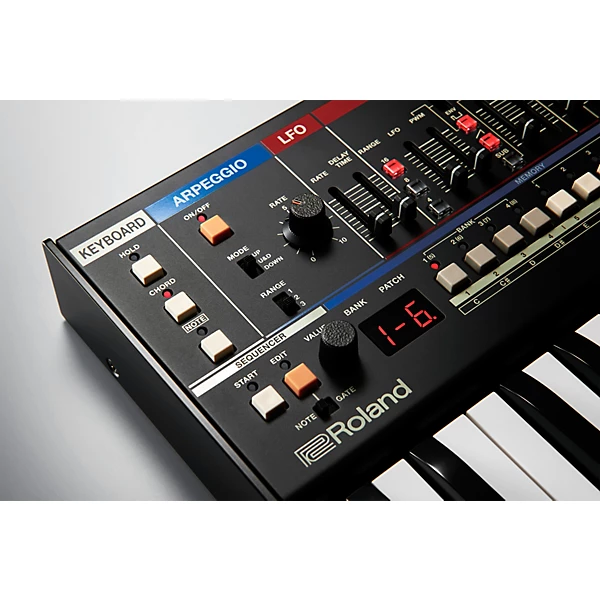JU 06A Boutique Synthesizer with Decksaver Cover