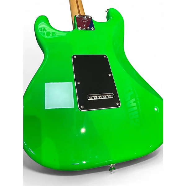 Fender Used Fender LIMITED EDITION STRAT NEON GREEN Solid Body Electric Guitar.gc