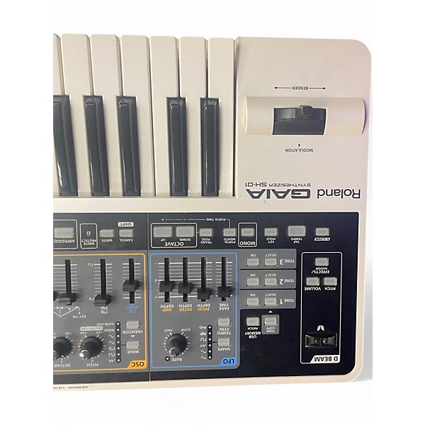 Roland Used Roland Gaia SH01 37 Key Synthesizer