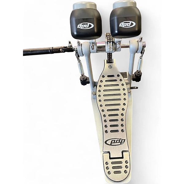 PDP by DW Used PDP by DW 402 Double Bass Pedal Double Double Bass Drum Pedal.gc
