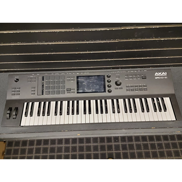 Akai Professional MPC Key 61 Keyboard Workstation