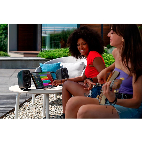 IK Multimedia iLoud Micro Monitor Pro 3 Studio Monitors Pair Level 1 M15413004000000.gc