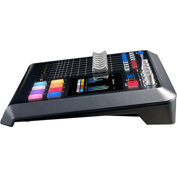 TASCAM Mixcast 4 Integrated Podcast Production Studio Level 1 L82620004000000.gc