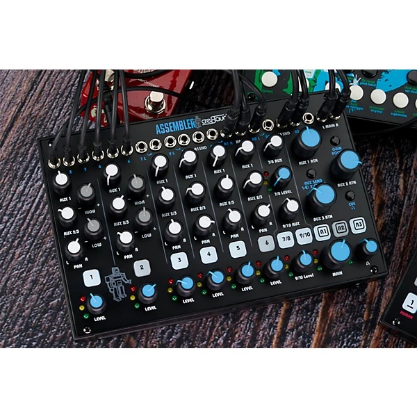 Assembler Vintage Analog Audio Mixer