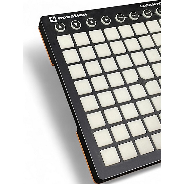 Novation Used Novation LAUNCHPAD MINI MK2 DJ Controller.gc