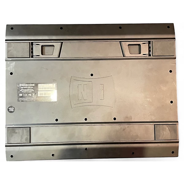 Native Instruments Used Native Instruments Maschine Studio MIDI Controller