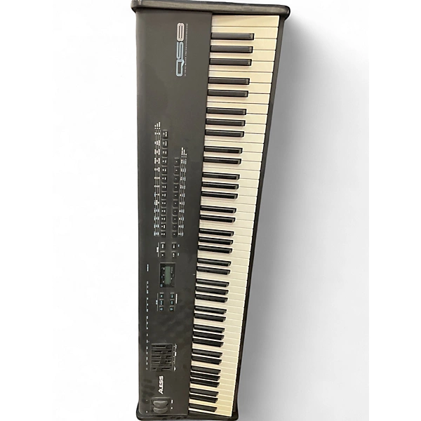 Alesis Used Alesis QS81 Keyboard Workstation.gc