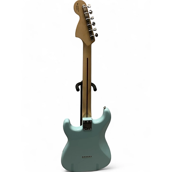 Used Fender Tom Delonge Signature Stratocaster Daphne Blue Solid Body Electric Guitar