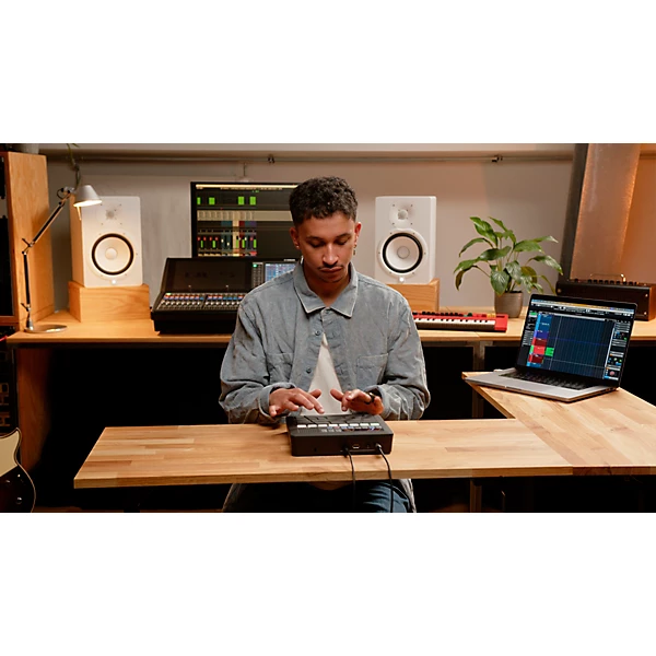 ADVANCED FUNCTIONALITY ALL IN ONE ERGONOMIC FINGER DRUM PAD Black