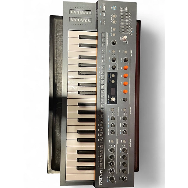 Arturia Used Arturia MiniFreak Algorithmic Synth Synthesizer.gc