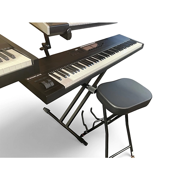 Native Instruments Used Native Instruments Komplete Kontrol S88 MK2 MIDI Controller