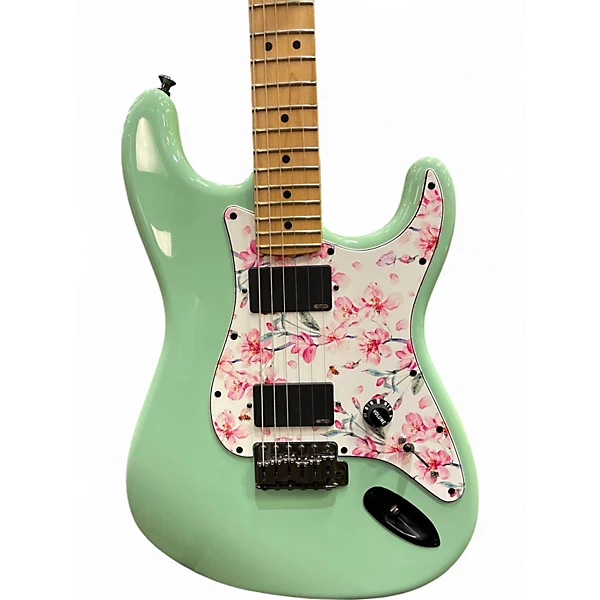 Gretsch Guitars Used 2012 Fender American Special Stratocaster Seafoam Green Solid Body Electric Guitar.gc