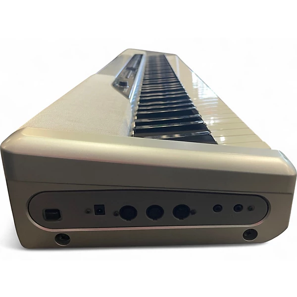 Casio Used Casio PRIVIA 310 Keyboard Workstation.gc