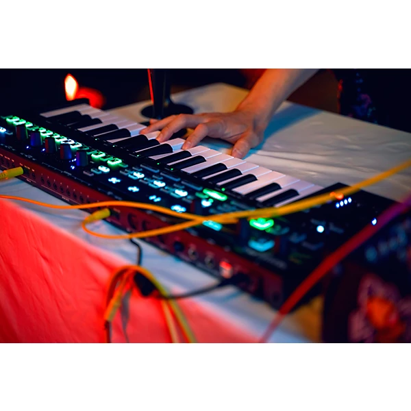 KeyStep Pro Chroma 37 Key Controller Sequencer