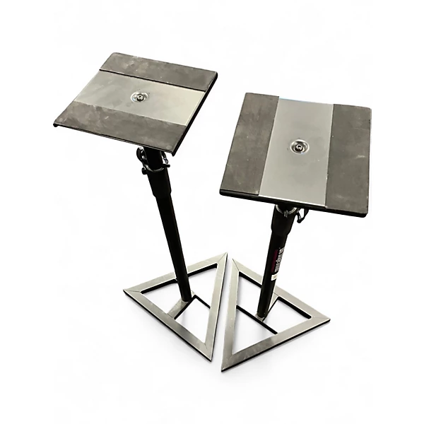 Proline Used Proline pl600 Monitor Stand.gc