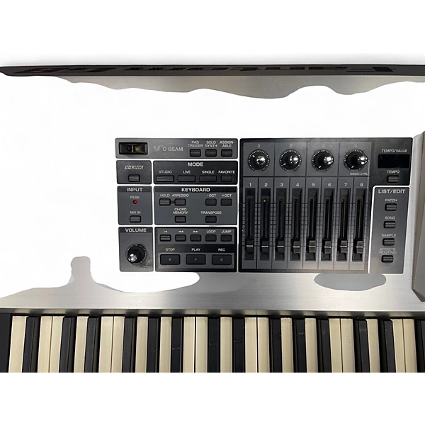 Roland Used Roland Fantom G8 88 Key Keyboard Workstation