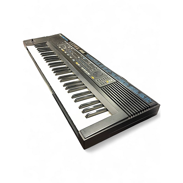 Roland Used Roland E 30 Intelligent Synthesizer.gc