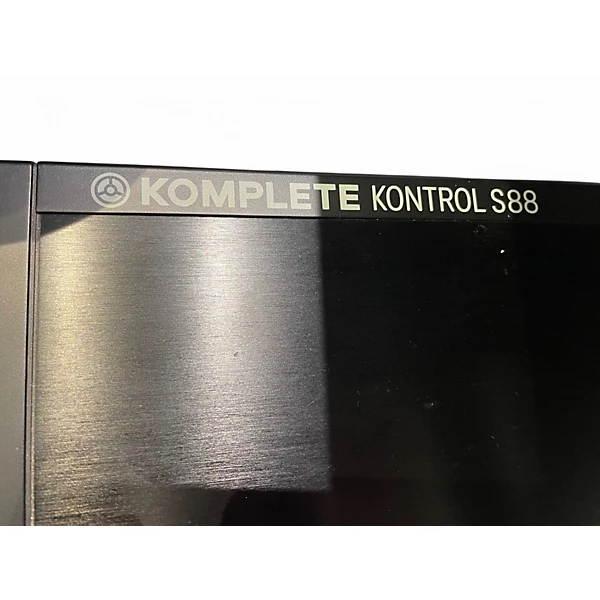 Native Instruments Used Native Instruments S88 MIDI Controller.gc