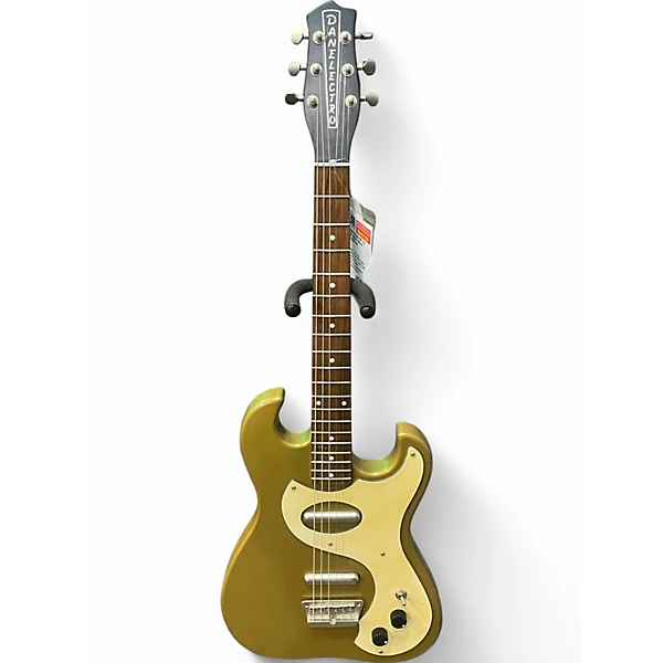 Danelectro Used Danelectro DEAD ON 67 HORNET Antique Gold Solid Body Electric Guitar.gc