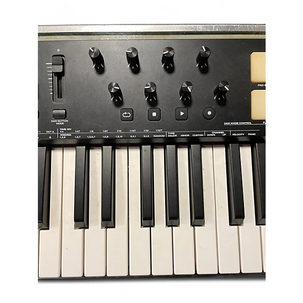 M Audio Used M Audio OXYGEN 49 MKV MIDI Controller.gc