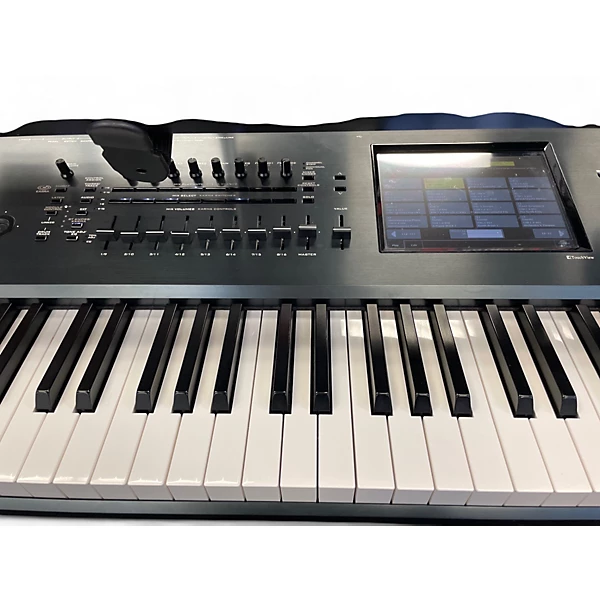 KORG Used KORG Kronos X88 88 Key Keyboard Workstation