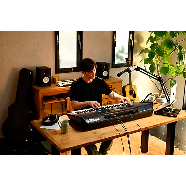 Yamaha PSR SX920 61 Key High Level Arranger Keyboard Level 2