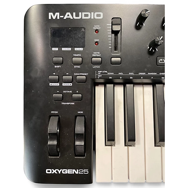 M Audio Used M Audio OXYGEN 25 MKV MIDI Controller.gc