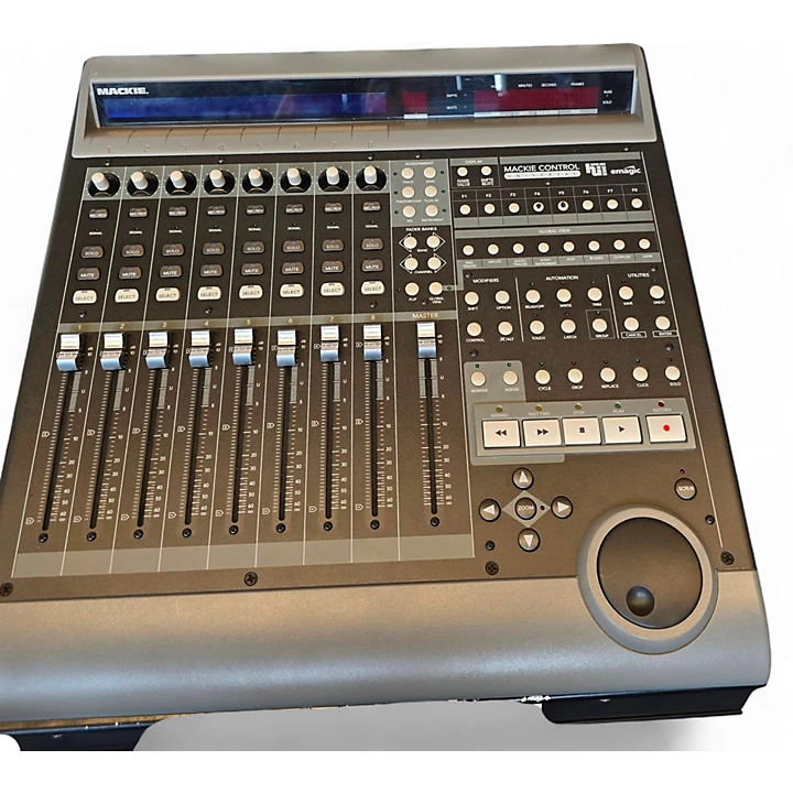 Mackie MCU XT PRO Control Surface.gc