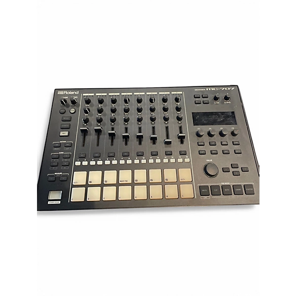 Roland Used Roland MC 707 Groovebox Production Controller