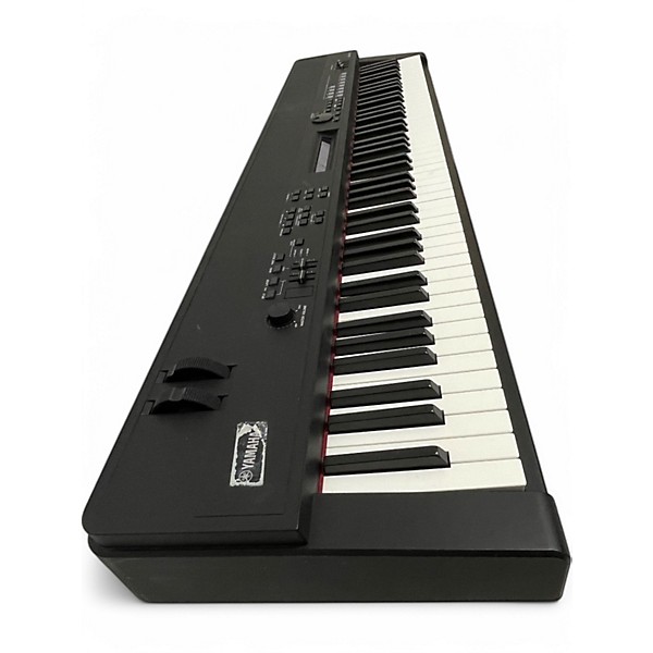 Yamaha Used Yamaha CP40 SATGE Stage Piano.gc