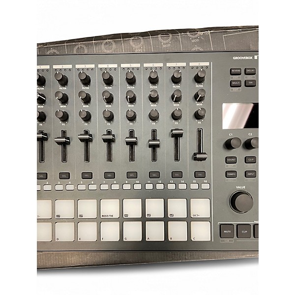 Roland Used Roland MC 707 Groovebox Production Controller