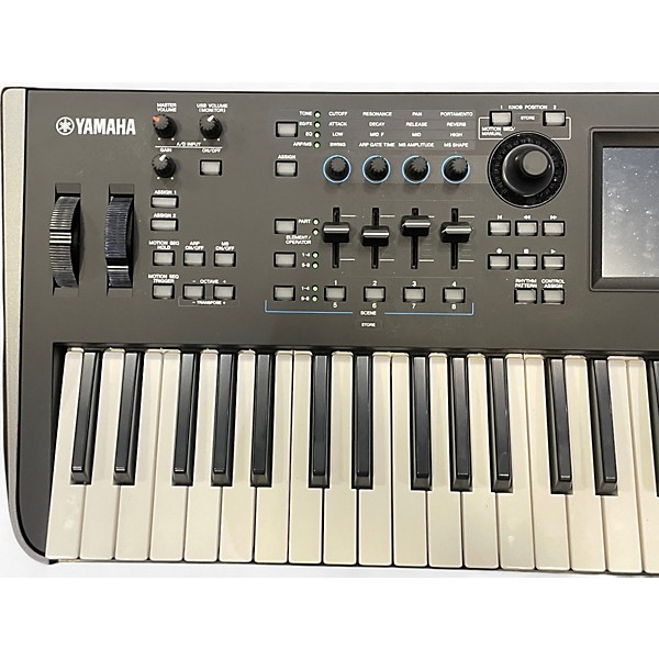 Yamaha Used Yamaha MODX6 Synthesizer