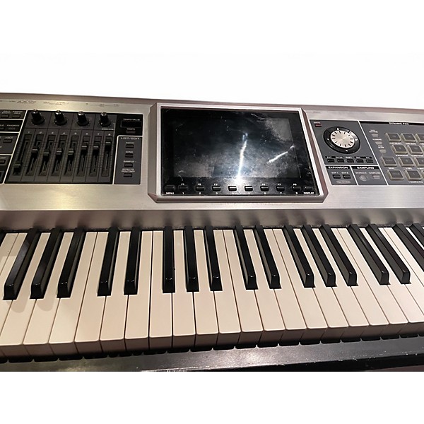 Roland Used Roland Fantom G8 88 Key Keyboard Workstation