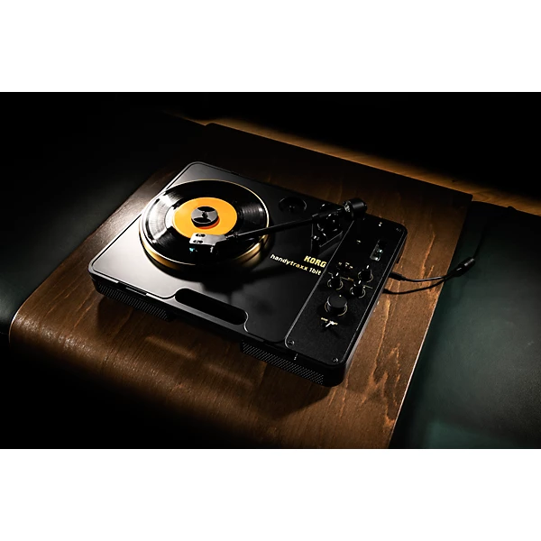handytraxx 1bit High Resolution Portable Record Player with NuTube Black Gold