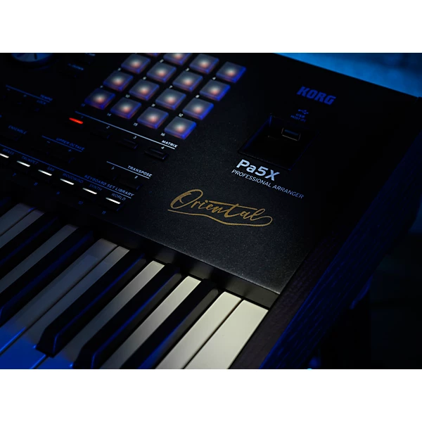 KORG Pa5X Oriental Professional Arranger 76 Key Level 1 M15286004000000.gc