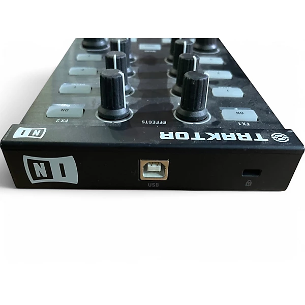 Native Instruments Used Native Instruments TRAKTOR KONTROL X1 DJ Mixer