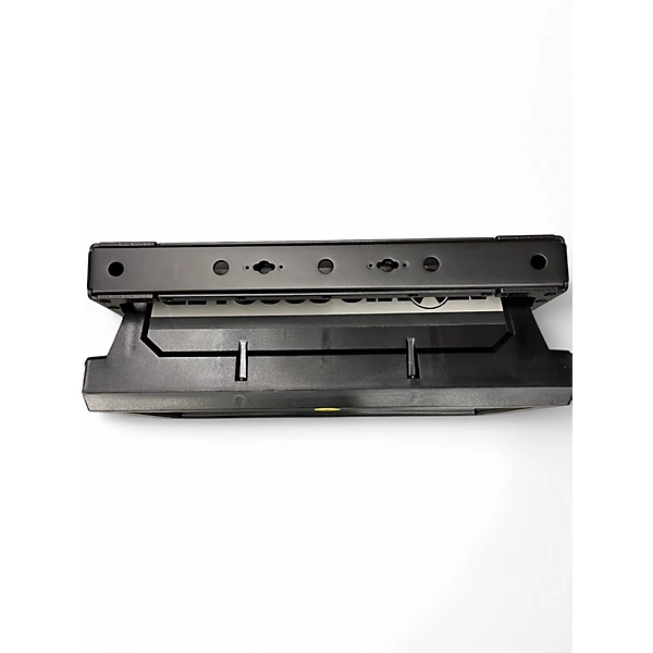 Martin Used Martin 90425000HU LED STROBE Lighting Effect.gc